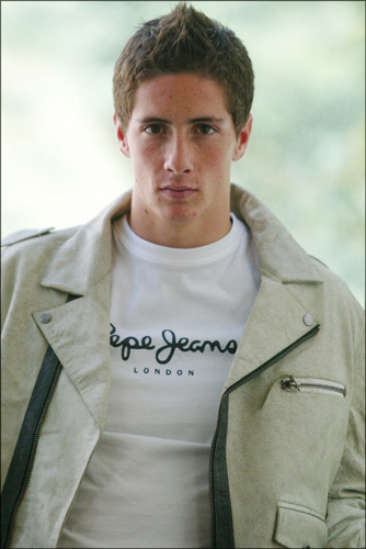 fernando-torres-with-brown-hair.jpg